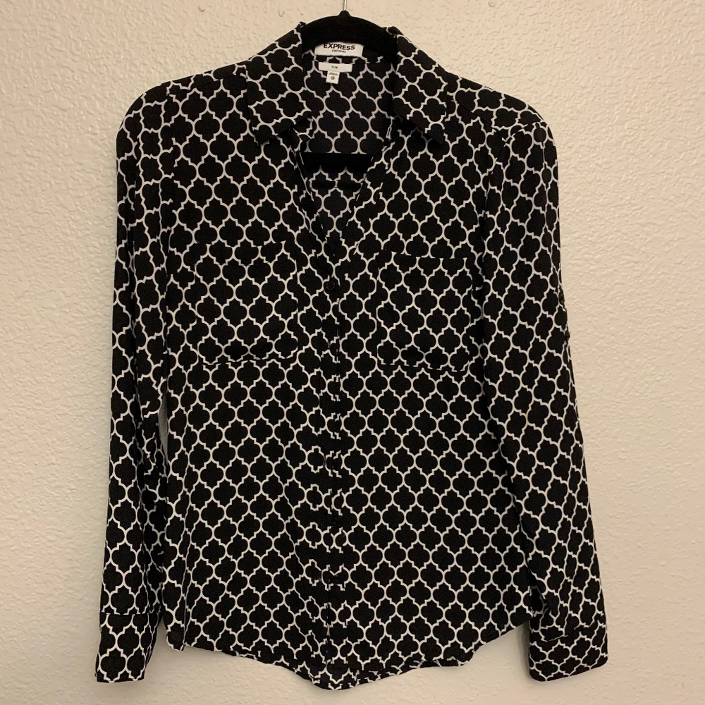 Express Slim Portofino Black and White Button Down Blouse Size XS